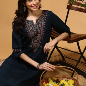 Floral Yoke Design Notch Neck Straight Kurta