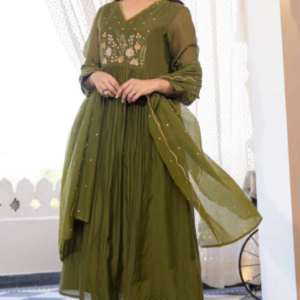 Women Floral Embroidered Panelled Thread Work Kurta with Trousers & With Dupatta (Copy)